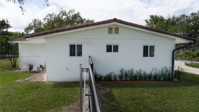 Foto del edificio - 8320 SW 118th Terrace