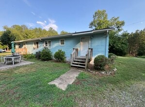 Building Photo - 202 Ranger Rd