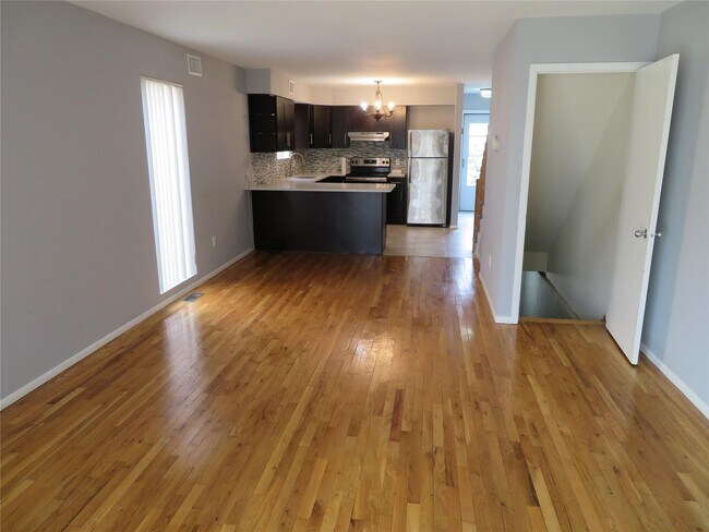 Foto del edificio - 57 Firwood Rd