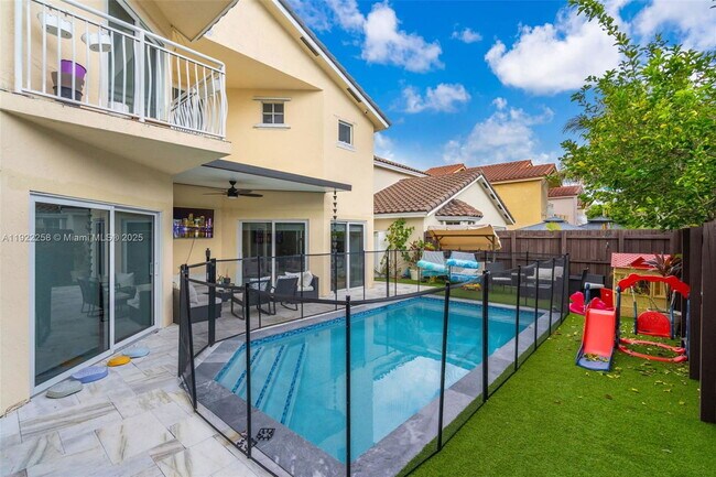 Foto del edificio - 15452 SW 50th Terrace