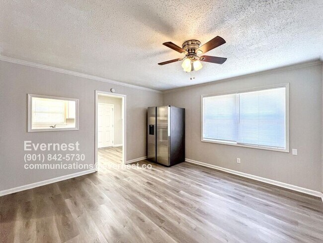 Foto del edificio - 1403 Moss Point Dr