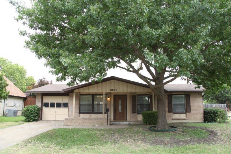 Primary Photo - 800 Brentwood Ln
