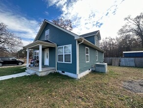 Building Photo - 3574 New Manchester Hwy