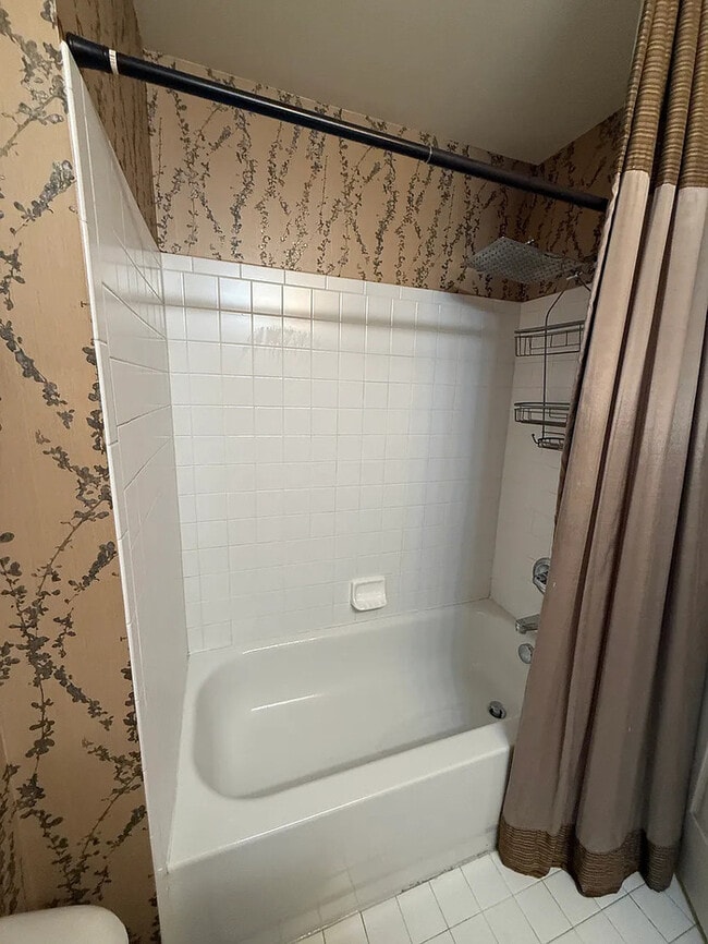 Building Photo - 25985 Maritime Cir S