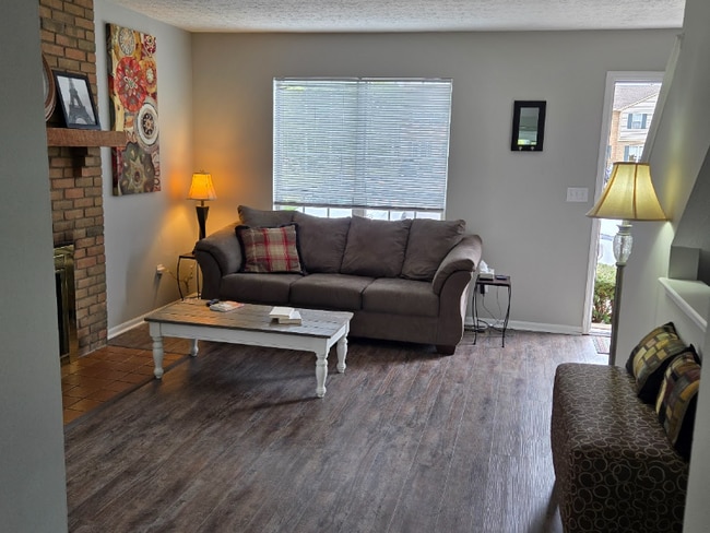Building Photo - 7744 Amberfalls Ct