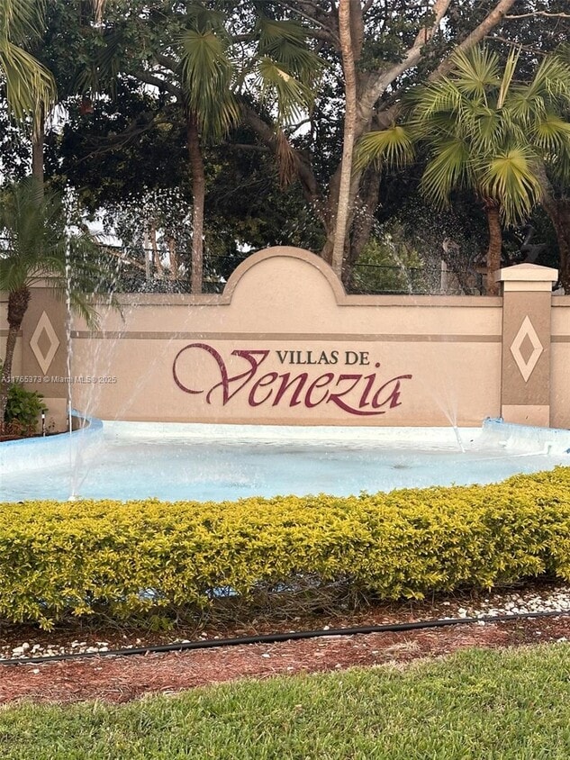 9783 NOB HILL CT SUNRISE, FL 33351-4601 - 9783 Nob Hill Ct