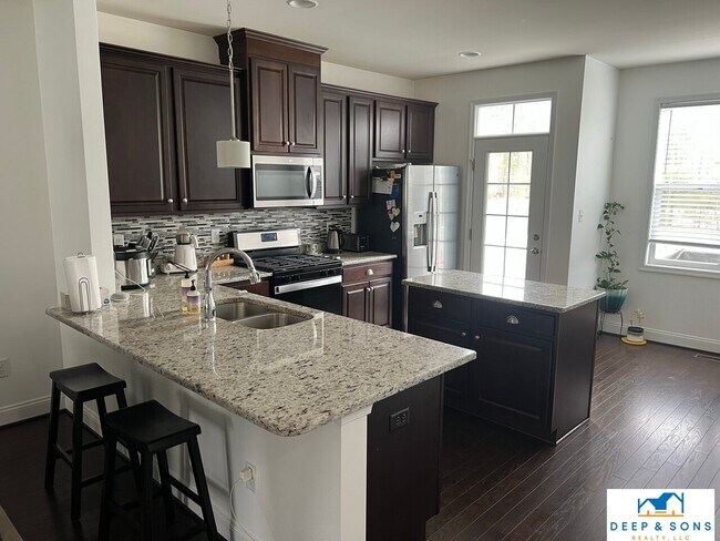 Building Photo - 10506 Swanee Mill Trace