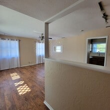 Building Photo - 4863 Parks Ave