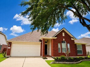 Building Photo - 7018 Paradise Park Bend
