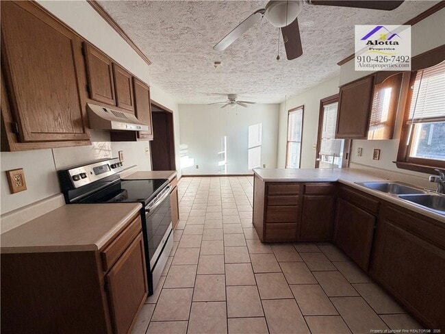 Building Photo - 1235 Wilderness Dr