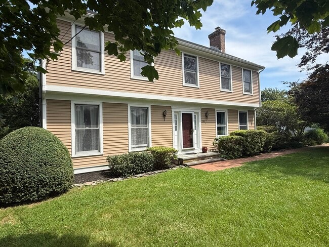 Photo - 20 Morrison Ave (Middletown, RI) House