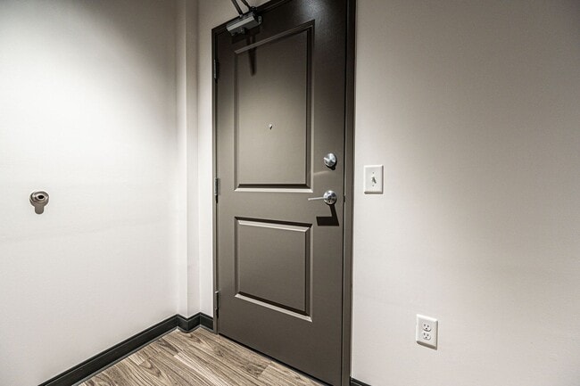 Interior Photo - Vera on Broad