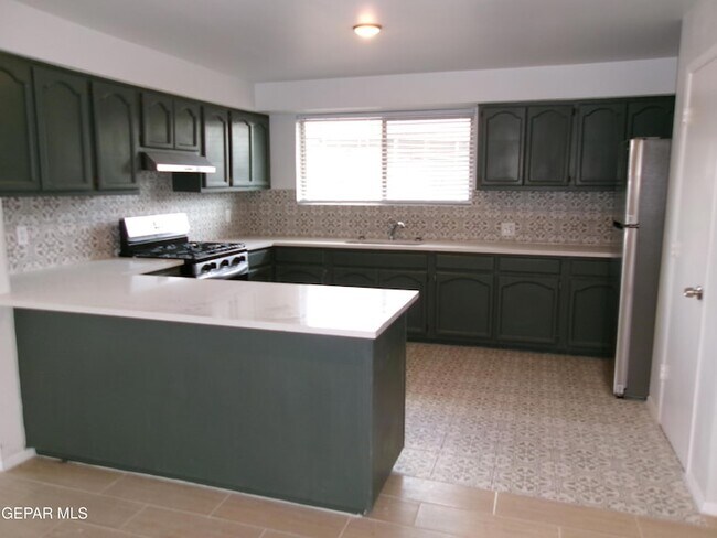 Building Photo - 5649 Cory Dr
