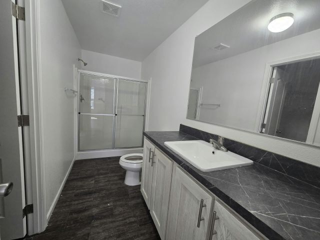 Building Photo - 6105 E Sahara Ave