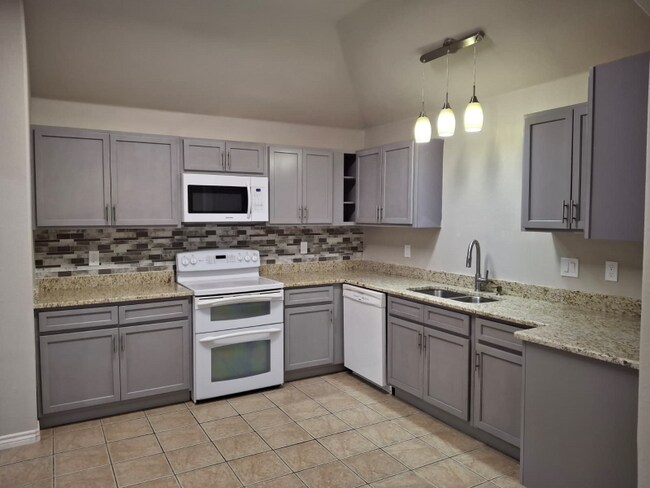 Building Photo - 6805 Terbet Ct