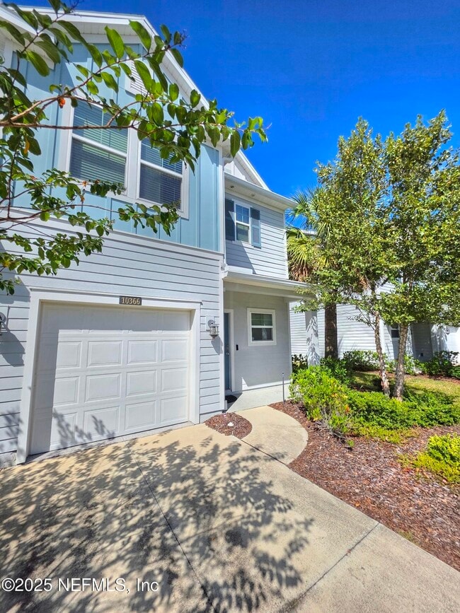 Building Photo - 10366 Benson Lake Dr