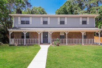 Building Photo - 5380 Albemarle Dr