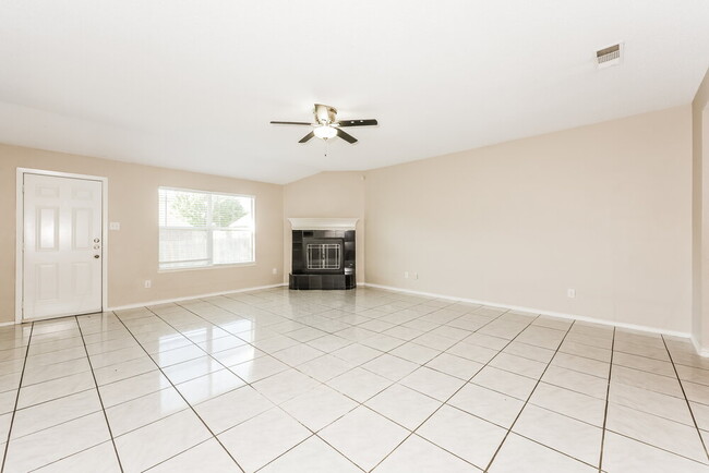 Building Photo - 617 St Eric Dr