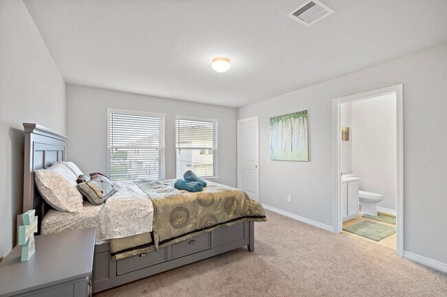 Foto del edificio - 714 Lee St