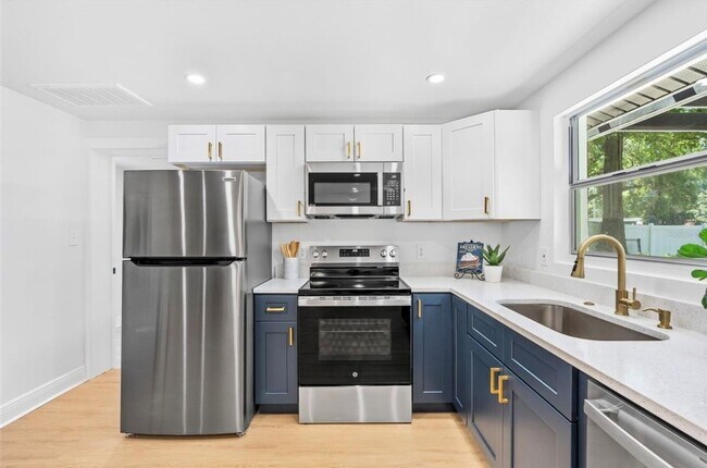 Foto del edificio - 1517 E Giddens Ave