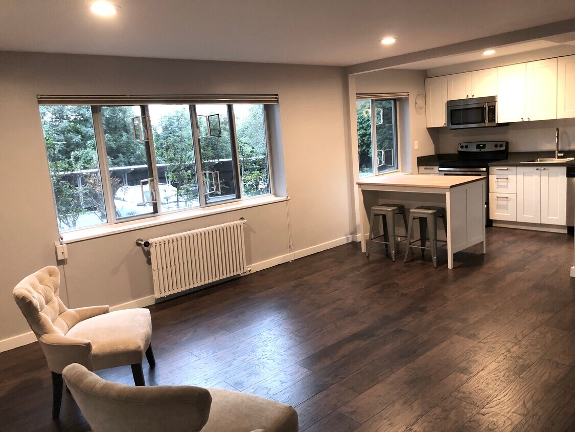 Foto principal - 1800 Taylor Ave N