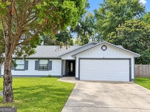 Building Photo - 204 Sunnyside Dr