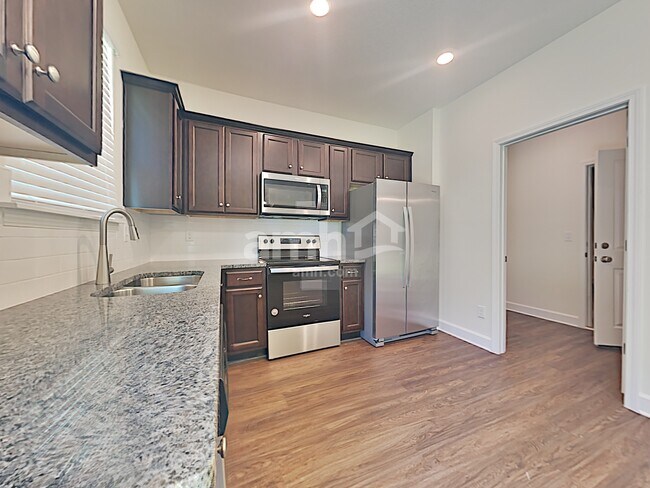 Building Photo - 8667 Highfield Avenue