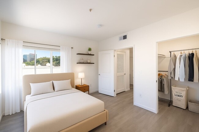 Foto del interior - 3400 Cahuenga Blvd Los Angeles, CA 90068