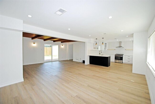 Foto del edificio - 3421 Wentworth St