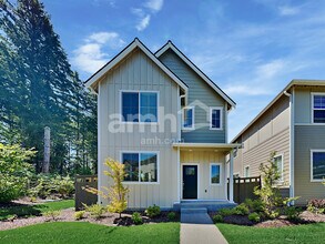 Building Photo - 32974 Lookout Ln