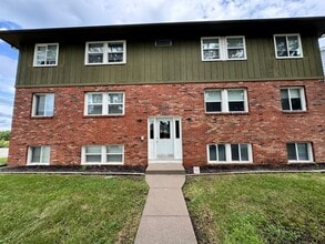 Building Photo - 3234 Heatherton Dr