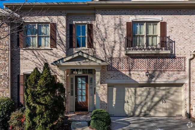 Building Photo - 3046 Stone Gate Dr NE