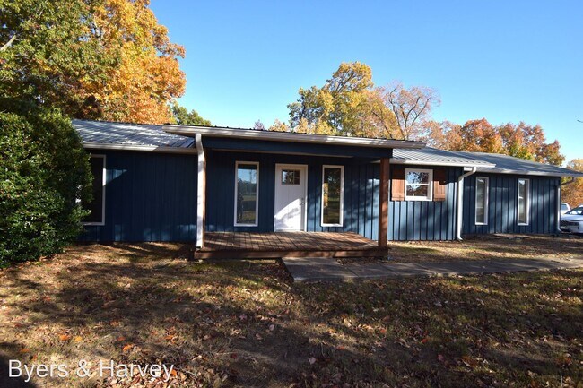 Building Photo - 3 br, 1.5 bath House - 2919 Woodlawn Park ...