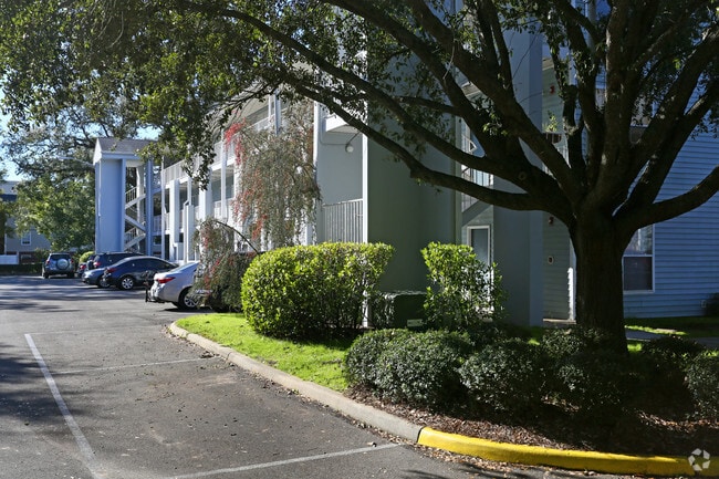 Building Photo - Whitehall Apartments