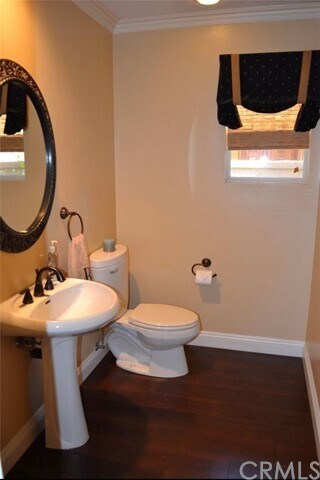 Building Photo - 29 Blazewood