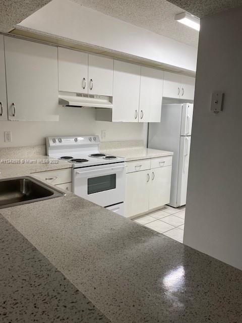Foto del edificio - 18860 NW 57th Ave