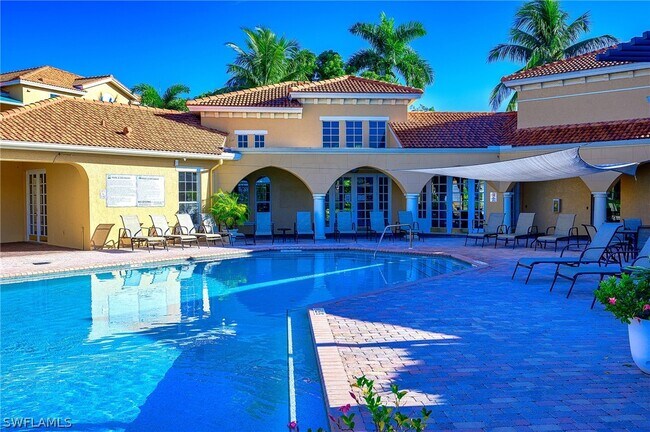 Foto del edificio - 8735 River Homes Lane