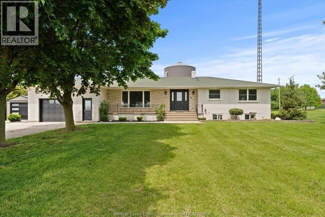 Building Photo - 1502 Concession Rd 4 E