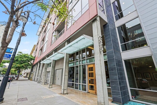 Foto del edificio - 235 Berry St