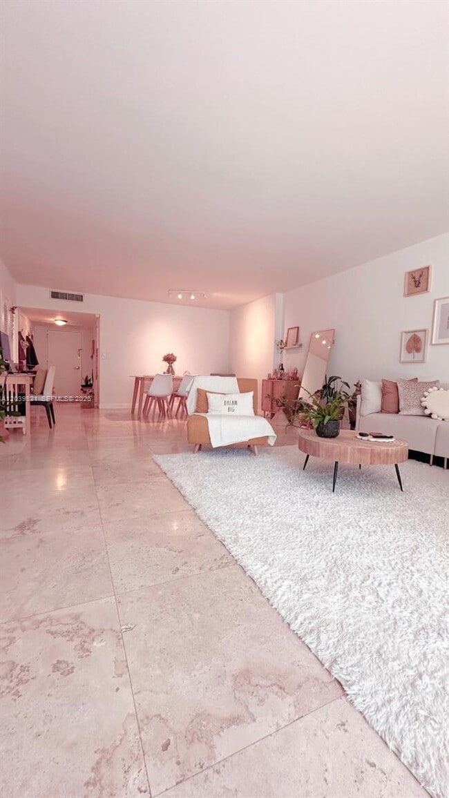 Building Photo - 5700 Collins Ave