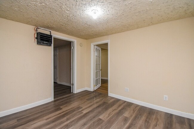 Building Photo - 4021 Eddie St