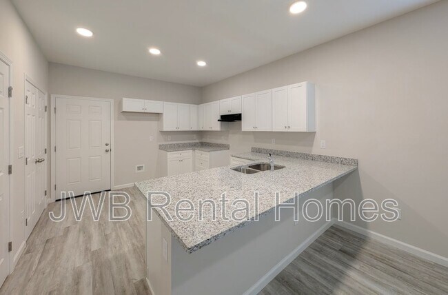 Foto del edificio - 262 E 18th St