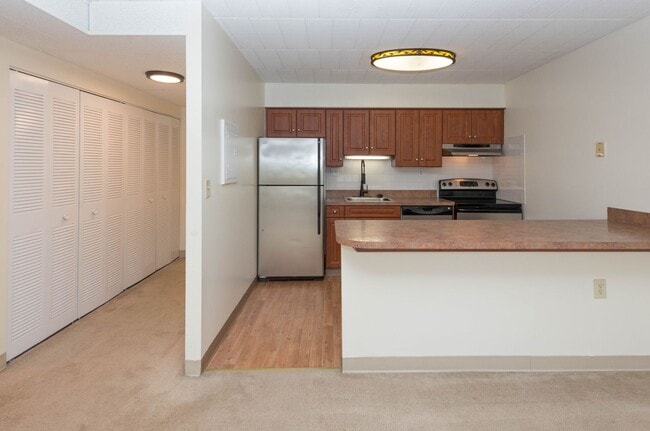 Interior Photo - Whitney Towers