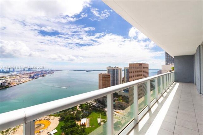 Foto del edificio - 50 Biscayne Blvd