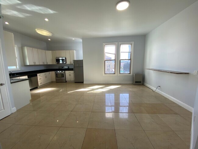 Foto del edificio - 3226 22nd St