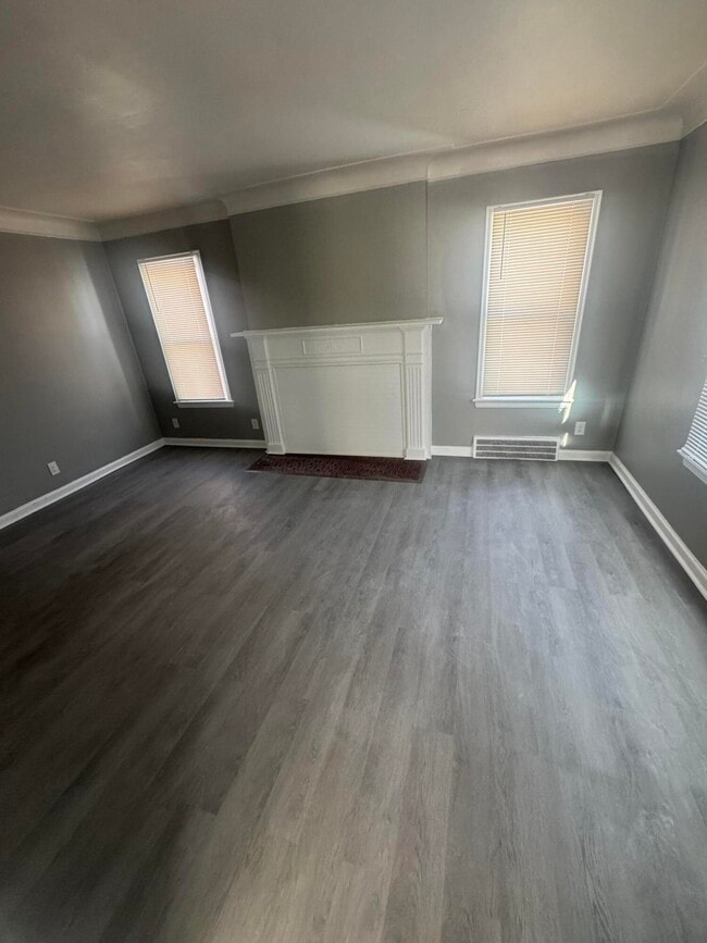 Foto del edificio - 10713 Beaconsfield St