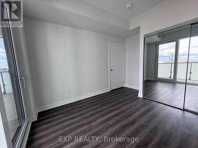 Building Photo - 4130 Parkside Village Dr