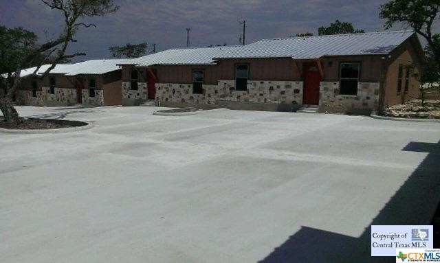 Building Photo - 1144 Indian Hollow