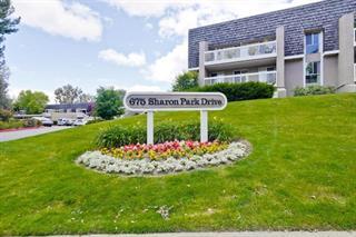 Foto del edificio - 675 Sharon Park Dr