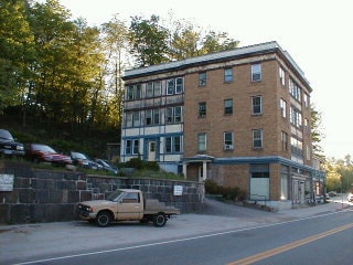 Primary Photo - 135 Broadway